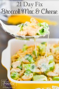 This 21 Day Fix Broccoli Mac & Cheese is healthy, loaded with veggie goodness, super-creamy, cheesy and filling, and dare I say it? The Perfect Mac & Cheese! #kidfriendly #mealprep #21dayfix #2bmindset #healthy #dinner #lunch #healthydinner #potluck #weightloss