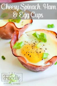 These 21 Day Fix Cheesy Spinach, Ham and Egg Cups are a deliciously decadent Make-ahead breakfast! #mealprep #21dayfix #2bmindset #healthy #breakfast #healthybreakfast #mealplan #makeahead #glutenfree