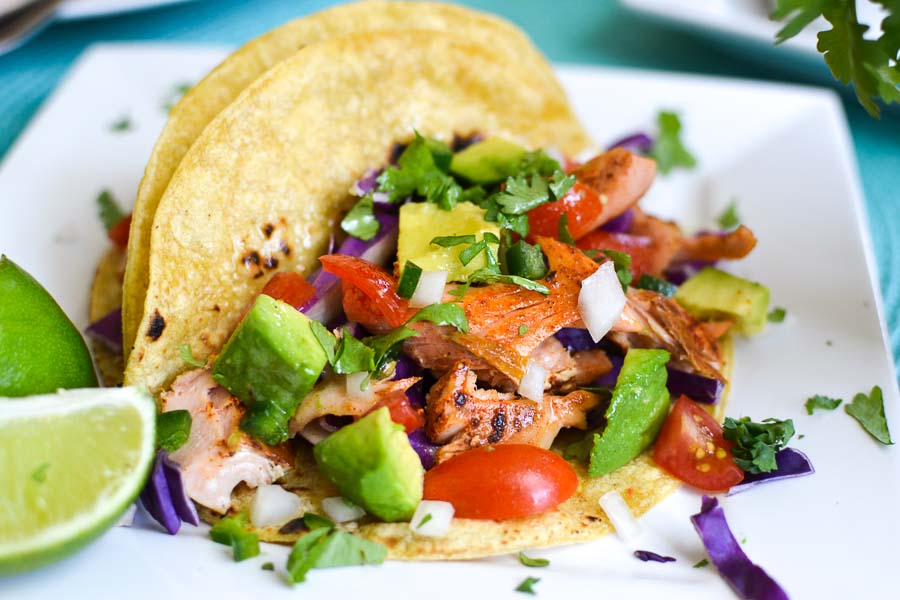 21 Day Fix Salmon Tacos with Deconstructed Guacamole are a quick, delicious and healthy dinner!