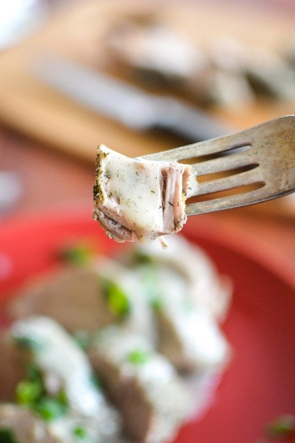 This healthy Instant Pot Ranch Pork Tenderloin is a quick and easy, kid friendly, 21 Day Fix dinner to make on a busy day! Slow Cooker directions included! #21dayfix #2bmindset #dinner #mealprep #healthy #healthydinner #instantpot #slowcooker #glutenfree
