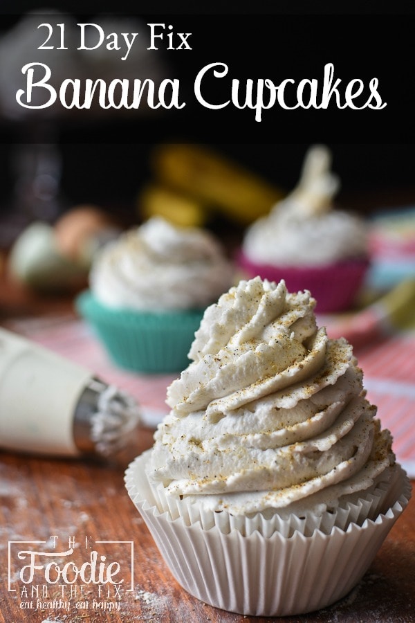 These delicious, low-sugar 21 Day Fix banana cupcakes are topped with the fluffiest cardamom-coconut whipped cream frosting. #kidfriendly #dessert #healthydessert #lowsugar #healthy #21dayfix