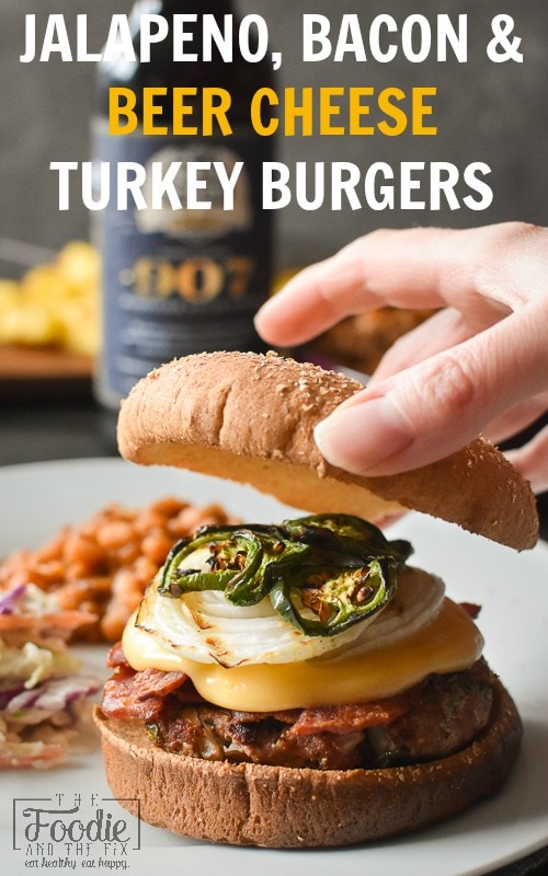 These flavor packed, 21 Day Fix approved Jalapeno, Bacon and Beer Cheese Turkey Burgers make a healthy and fun addition to any barbecue! #grilling #healthy #healthydinner #barbecue #partyfood #summer #21dayfix #2bmindset