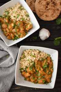This 21 Day Fix Instant Pot Chicken Tikka Masala is an easy and insanely delicious (and healthy!) make-your-own-take-out dinner! Meal prep | Gluten free. #mealprep #21dayfix #21dayfixapproved #beachbody #weightloss #instantpot #healthyinstantpot #dinner #healthydinner #portionfix #healthyindian #chickendinner #2bmindset #glutenfree