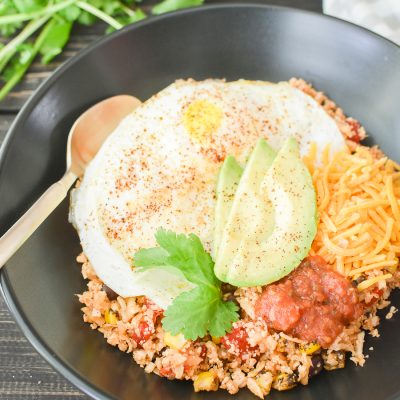 Cauliflower Fiesta Rice Breakfast Bowl {Healthy Breakfast Meal Prep}