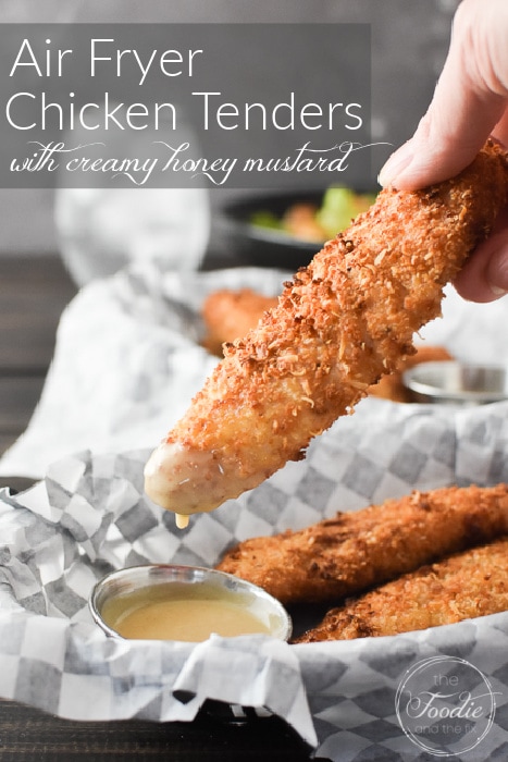 These Crispy Chicken Tenders can be made in the air fryer or in the oven and are served with the most amazing creamy honey mustard sauce! 21 Day Fix, Weight Watchers and kid-friendly! #21dayfix #mealprep #kidfood #kidfriendly #healthy #healthydinner #weightwatchers #ww #airfryer
