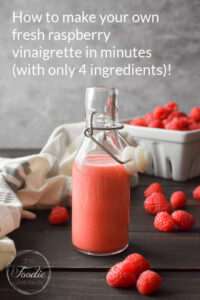 This easy Raspberry Vinaigrette recipe is perfect for summer! It's quick, fresh, and crazy-delicious, plus its 21 Day Fix and Weight Watchers friendly! #glutenfree #dairyfree #summer #summerrecipes #21dayfix #mealprep #salad #lunch #healthy #healthylunch